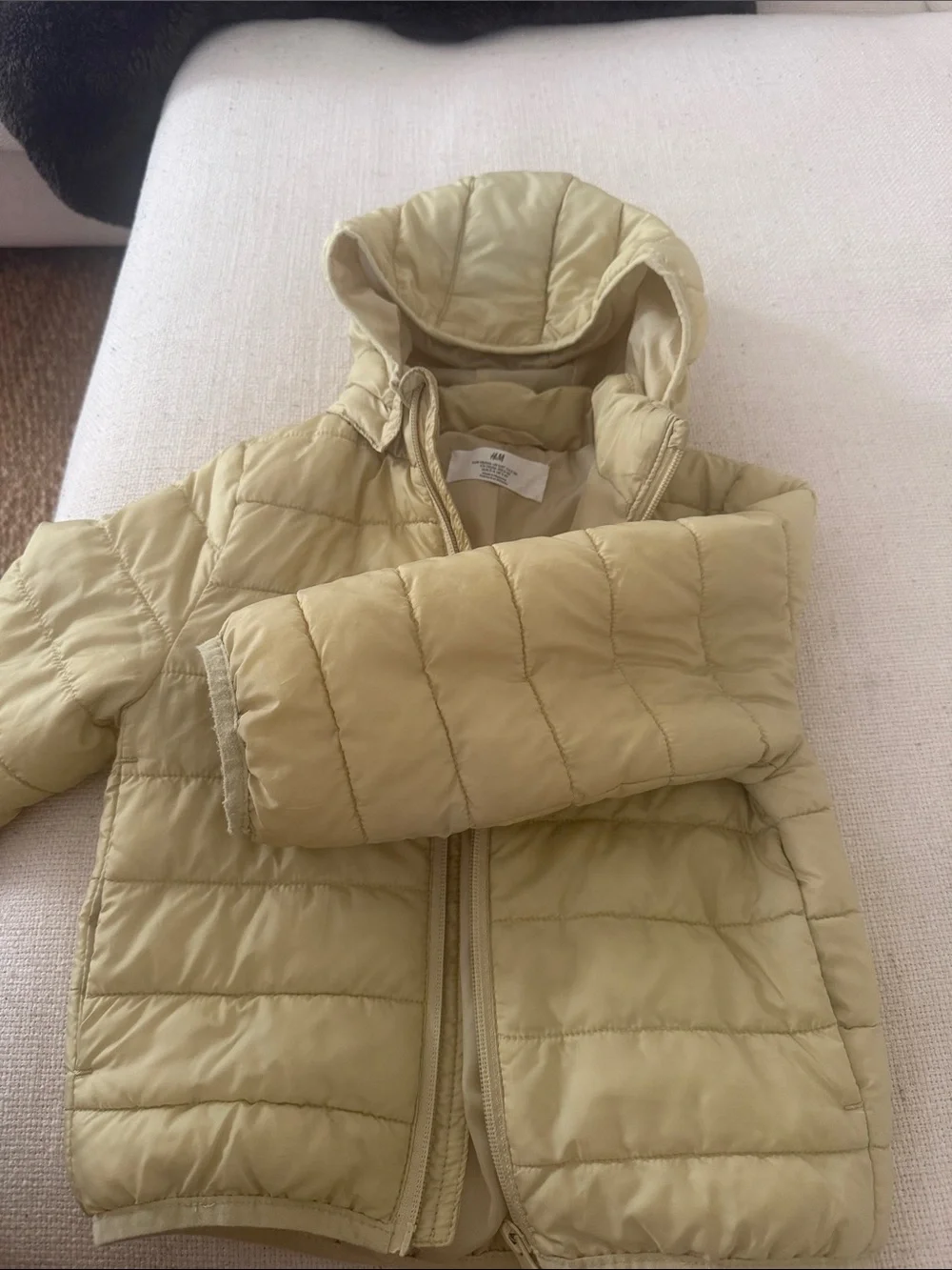 H&M light yellow